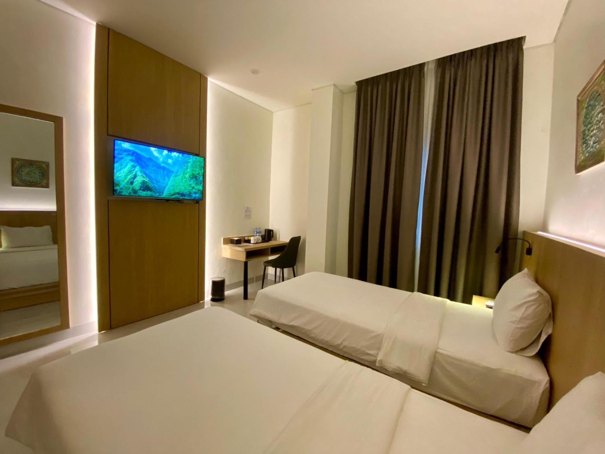 Opi Indah Hotel Палембанг Екстер'єр фото